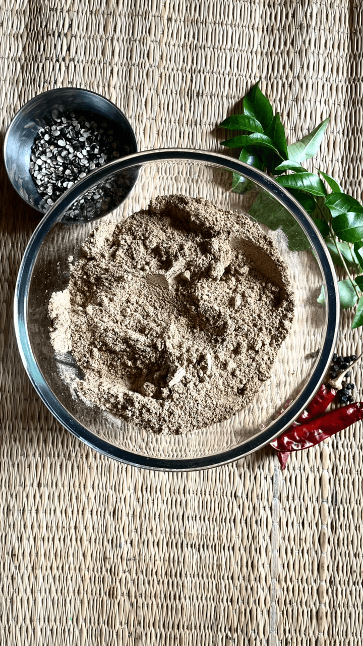 Black Urad dal karam podi